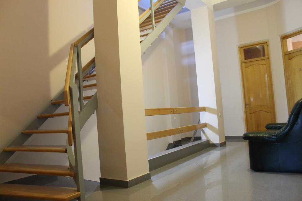 טביליסי Hotel Sali מראה חיצוני תמונה