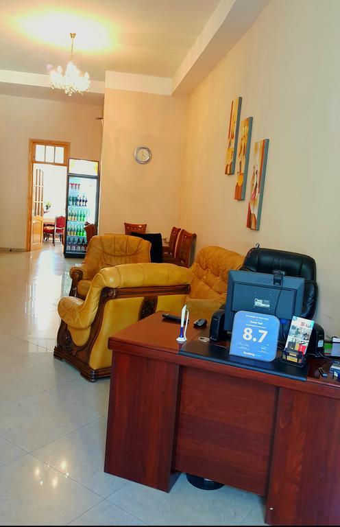 טביליסי Hotel Sali מראה חיצוני תמונה