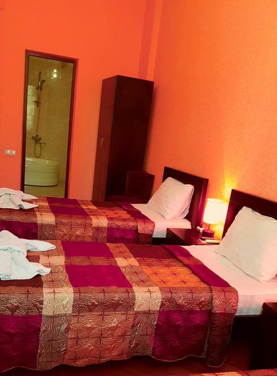 טביליסי Hotel Sali מראה חיצוני תמונה