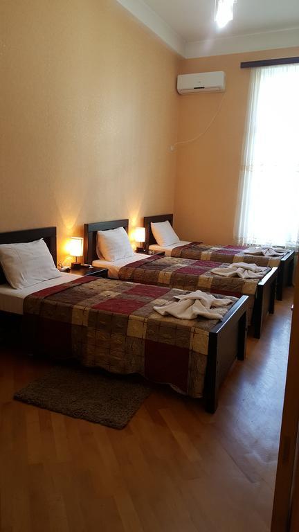 טביליסי Hotel Sali מראה חיצוני תמונה