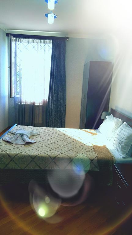 טביליסי Hotel Sali מראה חיצוני תמונה