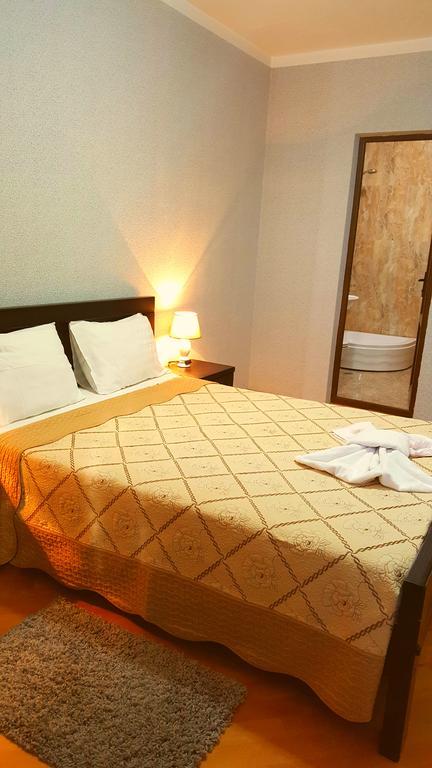טביליסי Hotel Sali מראה חיצוני תמונה