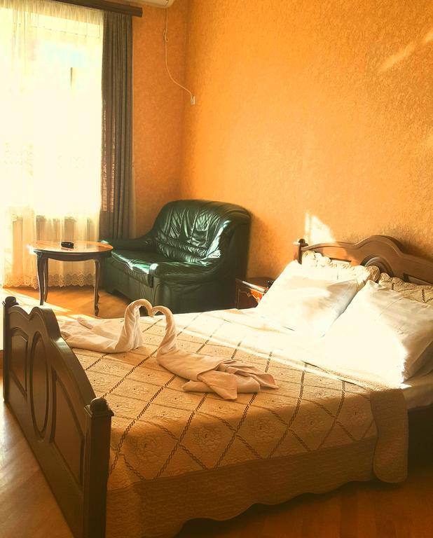 טביליסי Hotel Sali מראה חיצוני תמונה