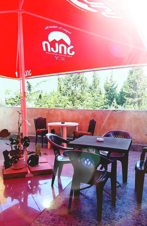 טביליסי Hotel Sali מראה חיצוני תמונה