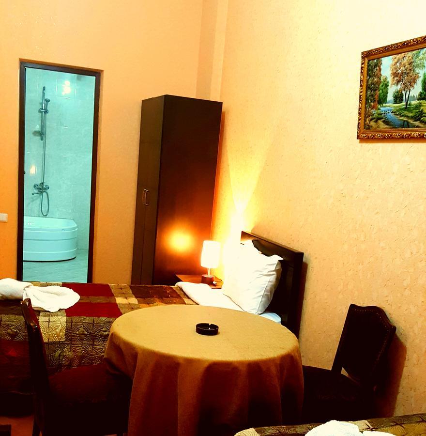 טביליסי Hotel Sali מראה חיצוני תמונה